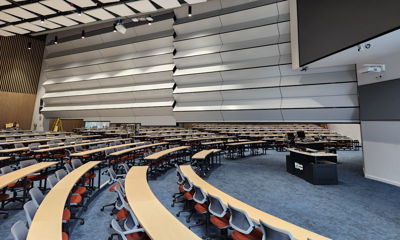 Growth in moveable walls for university lecture theatres